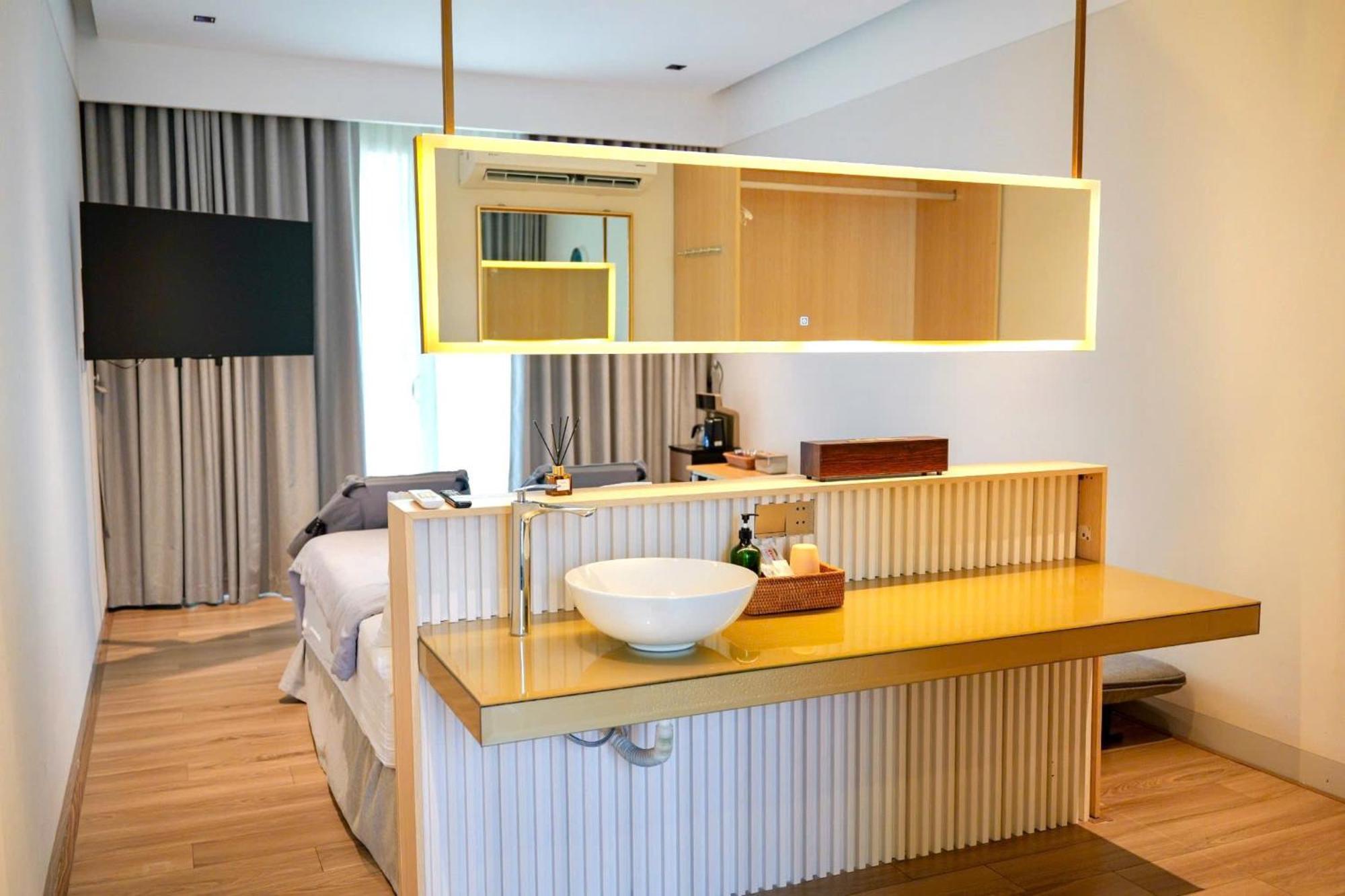 Sens Club Bed & Breakfast Thot Not Luaran gambar